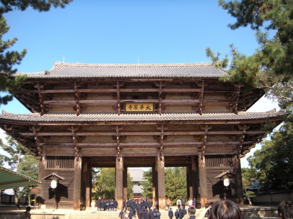 東大寺大仏殿の宗教的・文化的な役割