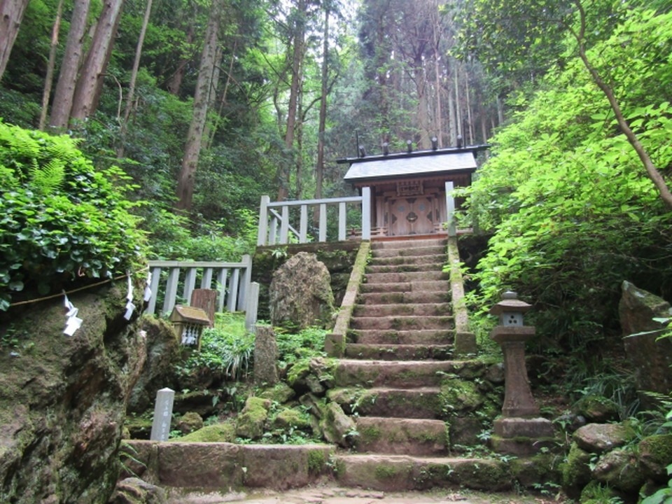 御岩神社と日本各地の伝説のつながり