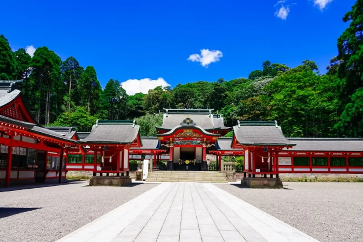 天孫 瓊瓊杵尊（ニニギノミコト）を祀る霧島神宮と古史古伝「カタカムナ文献」の謎が織りなす自然信仰と古代の知識体系のつながり